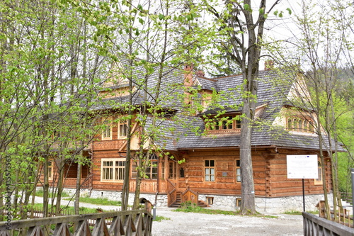 Koliba, Muzeum Stylu Zakopianskiego, tradycyjna zabudowa drewniana w Zakopanem photo
