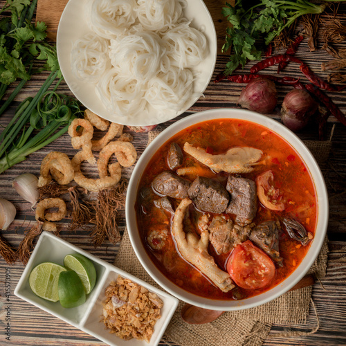Rice noodles with spicy pork sauce, Khanom Jin Nam Ngiao.