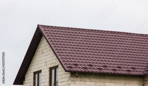 Roofing materials for the roof of the house