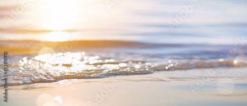 Fototapeta Naklejka Na Ścianę i Meble -  Abstract summer vacation background. Bokeh sunset light on summer sea beach