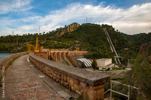 Presa del embalse de Bolarque, Almonacid de Zorita, Sayatón, Guadalajara, Castilla la Mancha, España, Río Tajo
