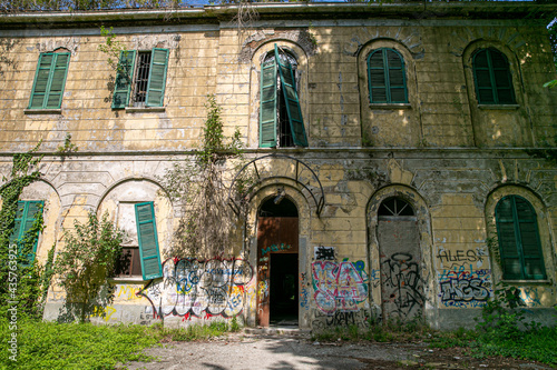 Fotografía Abandoned madhouse in Italy