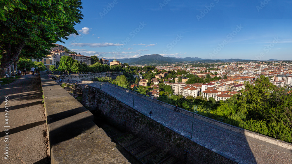 View di Bergamo and of the Venetian Walls (Italian: Mure Venete) in the Upper Town (Città Alta) near gate Porta San Giacomo.