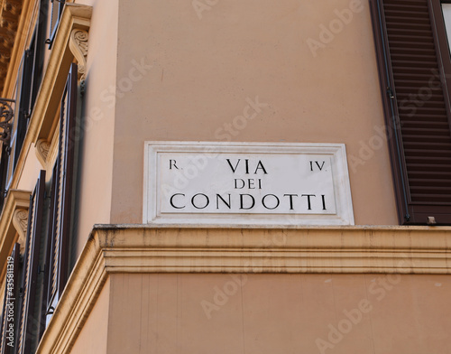 Photography Many of Street in Rome ITALY VIA CONDOTTI