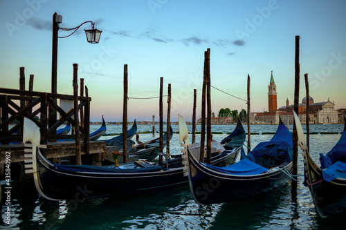 photo with gondola and san giorgio maggiore island