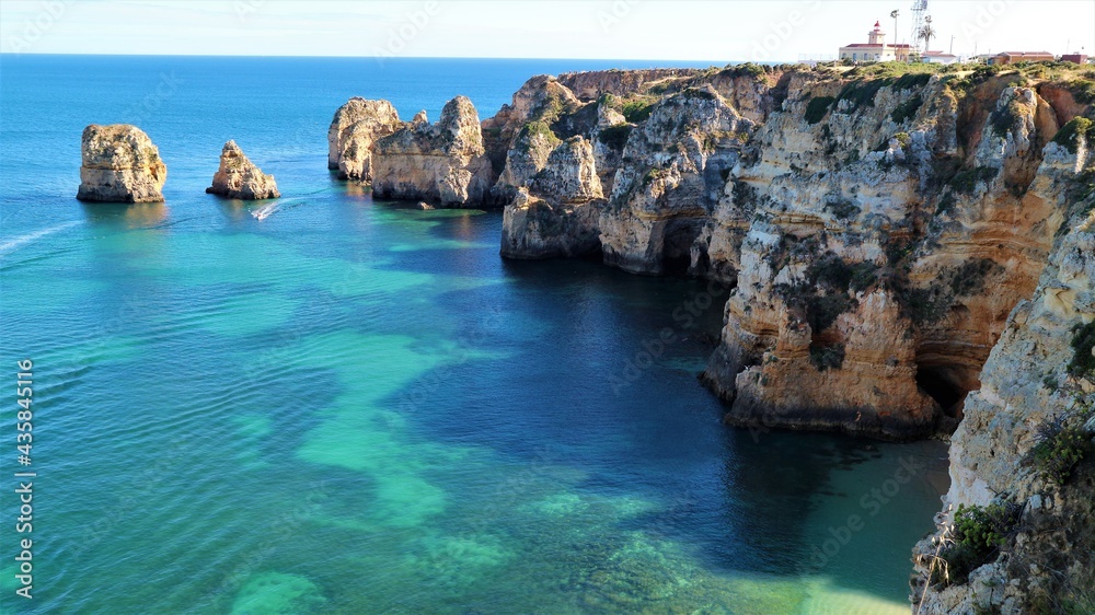 Steinküste Algarve