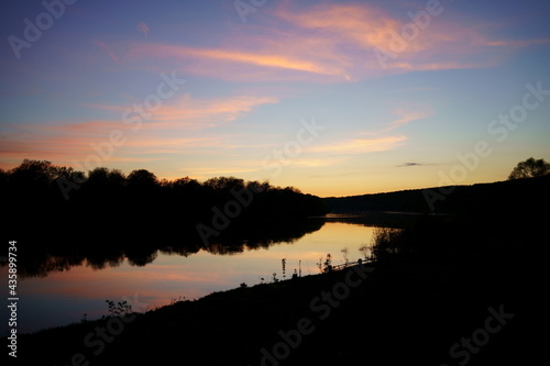 Fototapeta Naklejka Na Ścianę i Meble -  quilet wild sunset on the river