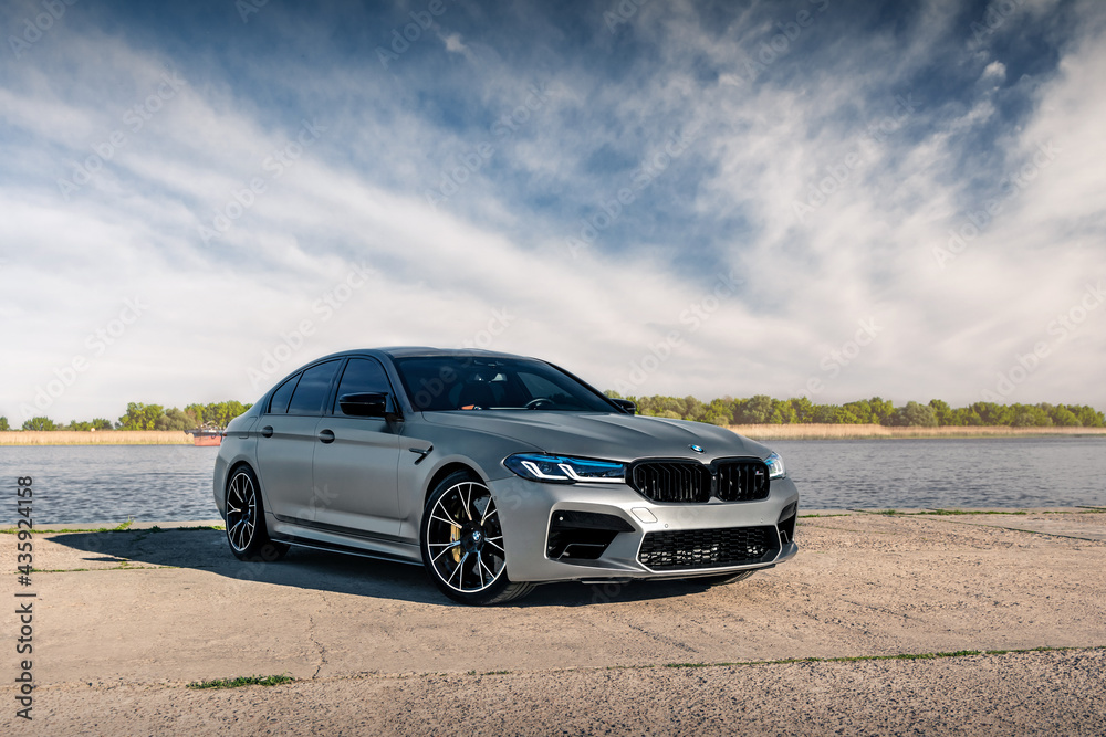 Silver m5 f90 Competition
