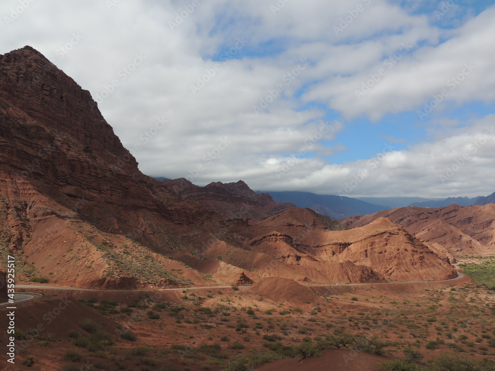 montañas norte argentino