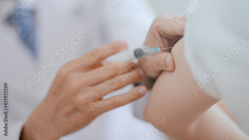 注射イメージ ワクチン接種