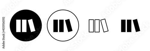 Library icon set. education icon vector