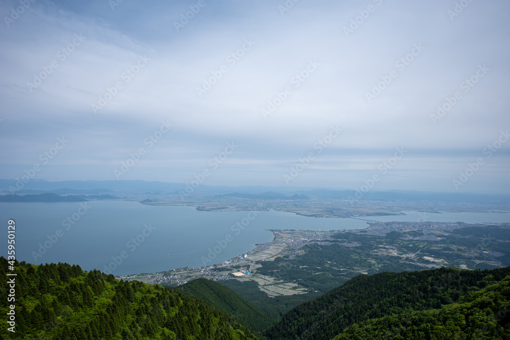 蓬莱山頂上から眺める琵琶湖
