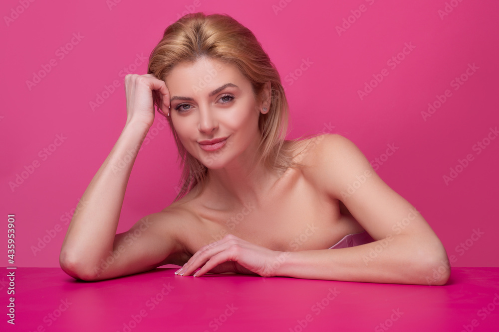 Beauty woman face portrait in studio. Beautiful girl with clean skin, natural make-up. Beauty woman face portrait in studio. Beautiful girl with clean skin, natural make-up.