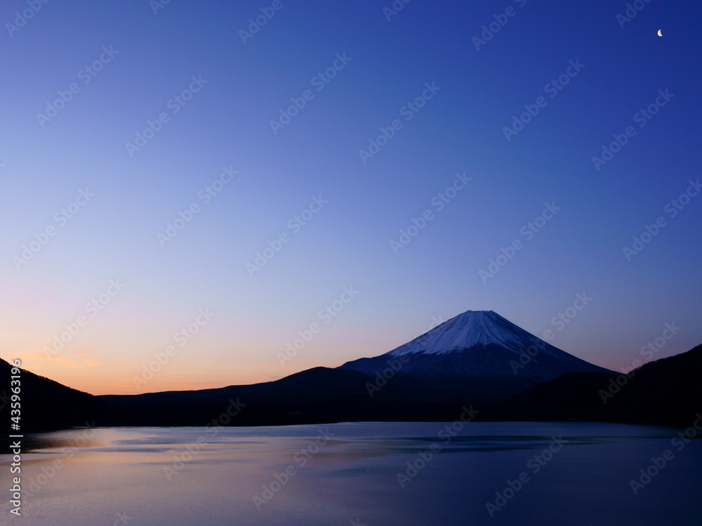 Mt.Fuji before sunrise