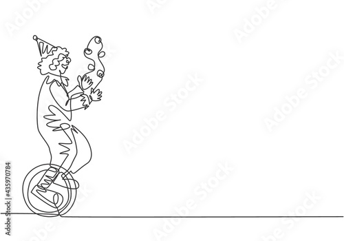 Continuous one line drawing a male clown juggling on a bicycle. The playing clown was very funny and entertained the audience. Circus show event. Single line draw design vector graphic illustration.