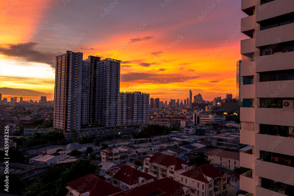 Fototapeta premium background view of the sky is close,with various colors changing according to the weather(orange, red,yellow,pink,blue)is a natural beauty