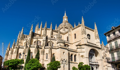 Catedral de Segovia, España, de estilo arquitectónico gótico tardio del siglo XVI