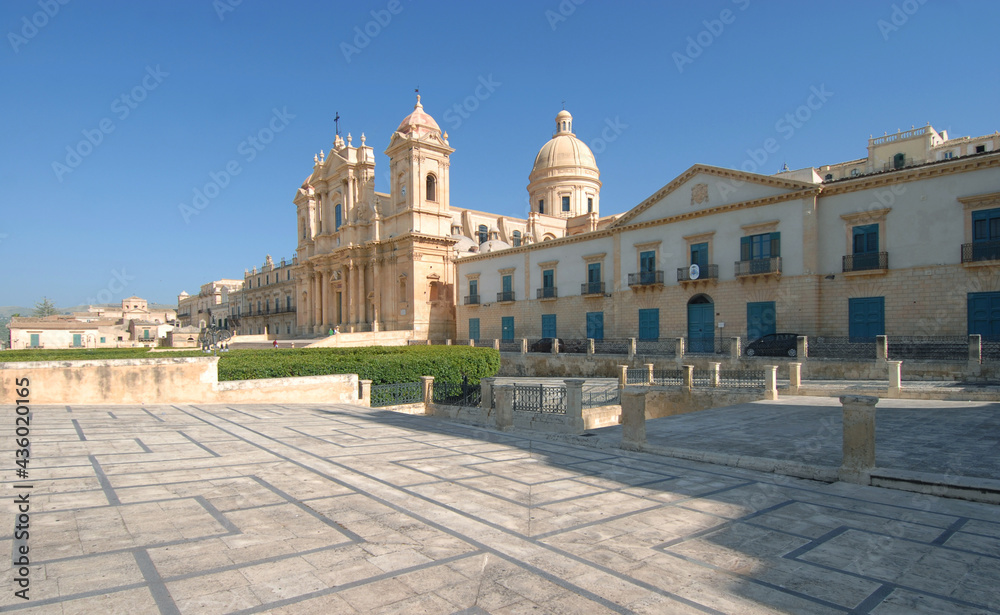 The Cathedral of Noto is a jewel of Baroque architecture, spectacular its majesty and the immensity of its baroque. stairs.