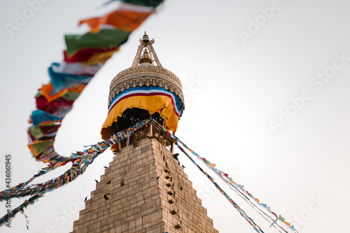 Banderas de colores en la Boudhanath Stupa en el valle de Kathmandu en Nepal