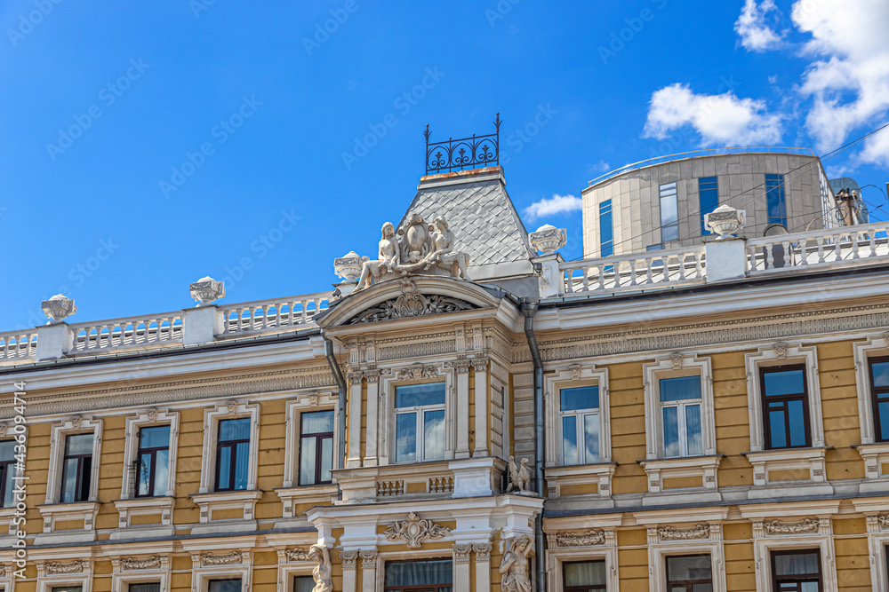 Apartment house of merchant Kamzolkin in the neo-baroque style