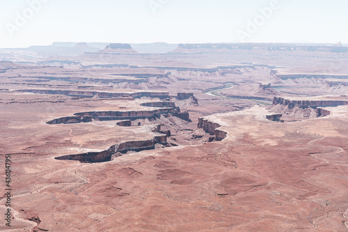 The Green River Overlook at Canyonlands National Park in Utah on a sunny day © MelissaMN