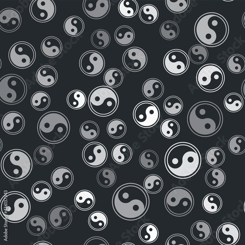Grey Yin Yang symbol of harmony and balance icon isolated seamless pattern on black background. Vector Illustration