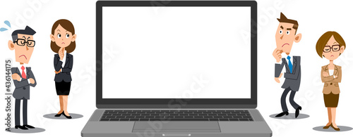 空欄のノートパソコンの周りで考えるビジネスパーソン
