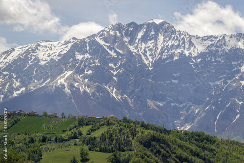 Le massif du  Gran Sasso  en Italie