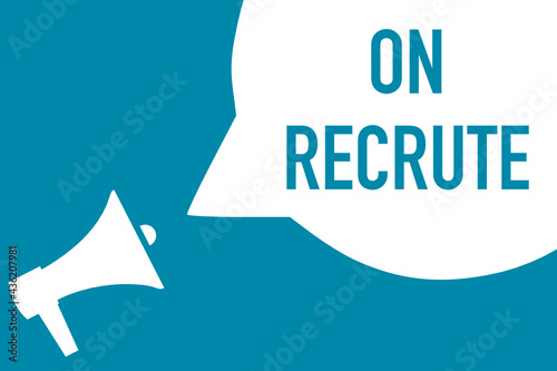 Mégaphone On recrute