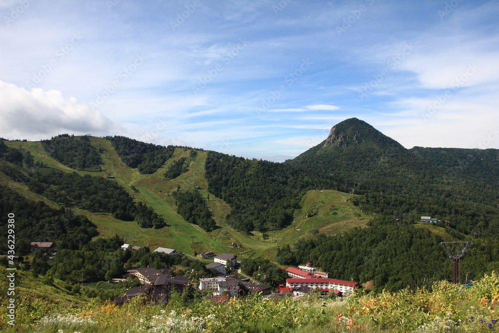 志賀高原の夏。前山頂上からの眺望。