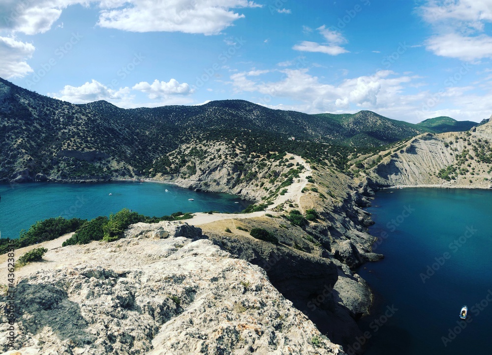 Fototapeta premium lake and mountains