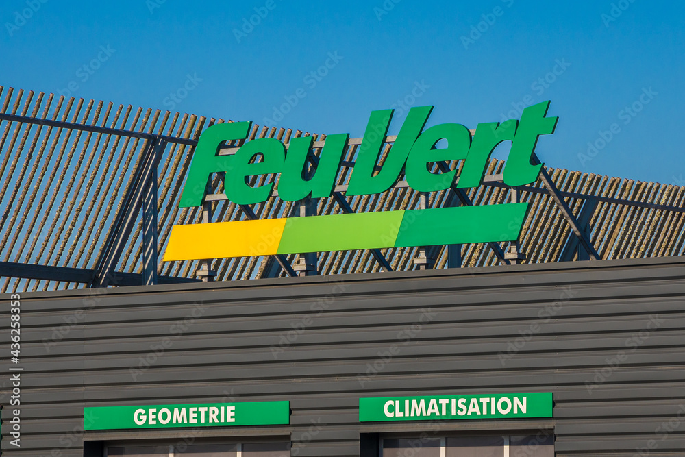 Feu Vert logo on the front of the garage Stock Photo Adobe Stock