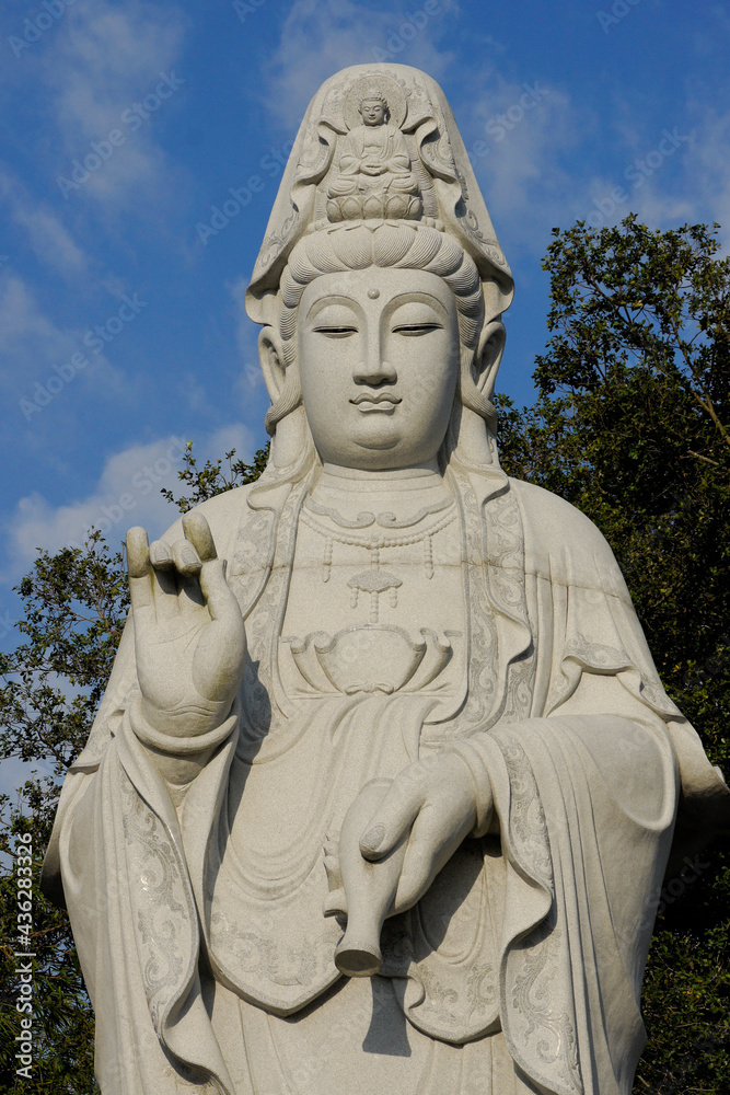 Statue of Kwan Yin (Guan Yin), Goddess of Mercy, Puh Toh Tze (Poh Toh Tse, Pu Tuo Si) Buddhist temple, Kota Kinabalu, Sabah (Borneo), Malaysia