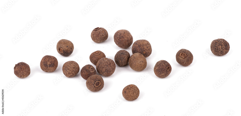 Allspices or Jamaica black pepper isolated on white background Allspices or Jamaica black pepper isolated on white background