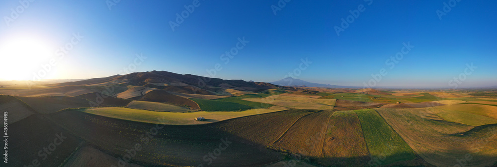 180 degree saerial photo of the wheat fields in the heart of Sicily in ...
