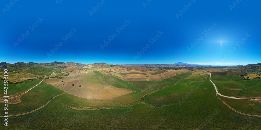 360 degree aerial photo of the wheat fields in the heart of Sicily in ...