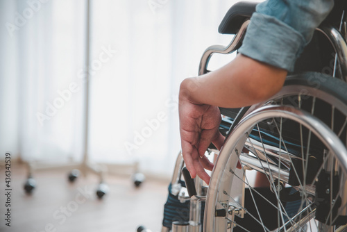 Tableau sur toile Physically handicapped patients in a wheelchair waiting to be admitted to the hospital to check for physical abnormalities and guidelines for treatment