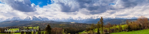 Fototapeta Naklejka Na Ścianę i Meble -  A beautiful panorama of the entire range of the Tatra Mountains. Poland