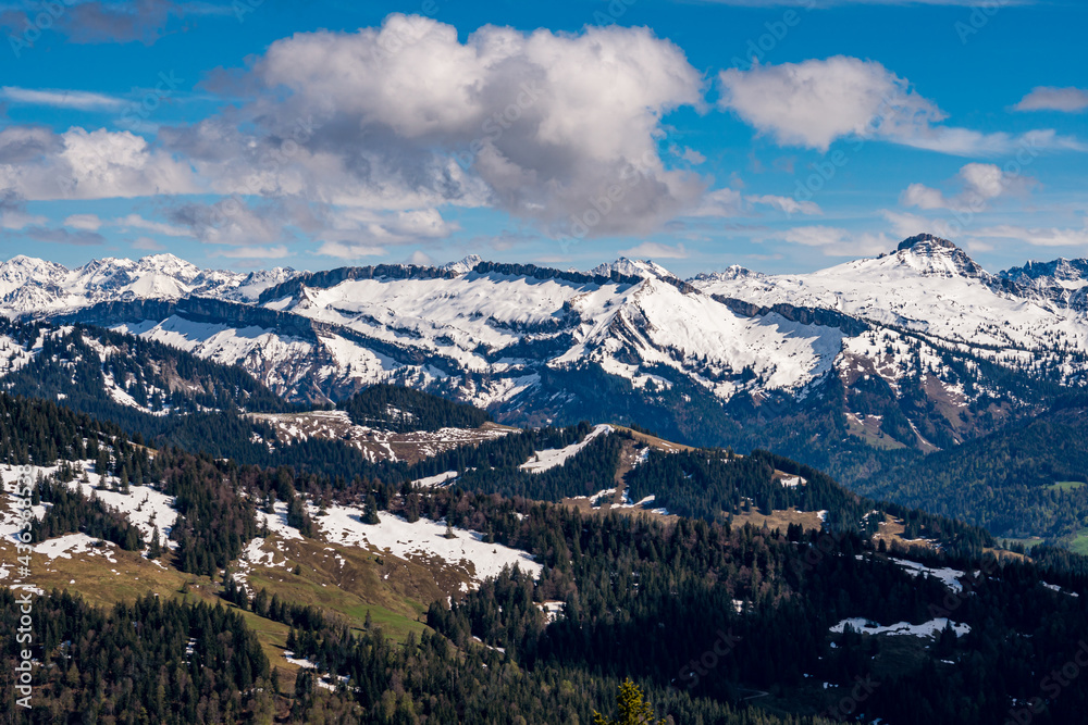Mountain tour along the Alpenfreiheit premium trail near Oberstaufen