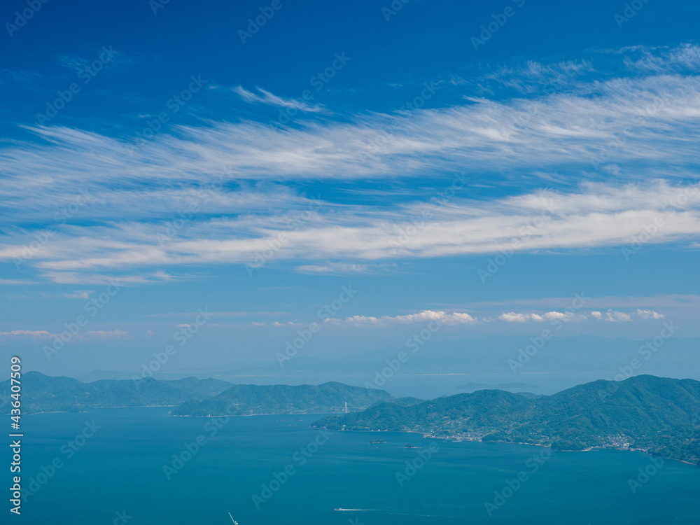 広い空と海 瀬戸内海 広島県 安芸灘諸島 広い空と海 瀬戸内海 広島県 安芸灘諸島