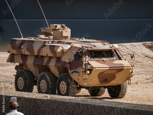 Foto Rheinmetall Landsysteme Fuchs 2 (6 × 6) NBC RS (Nuclear, Biological and Chemical