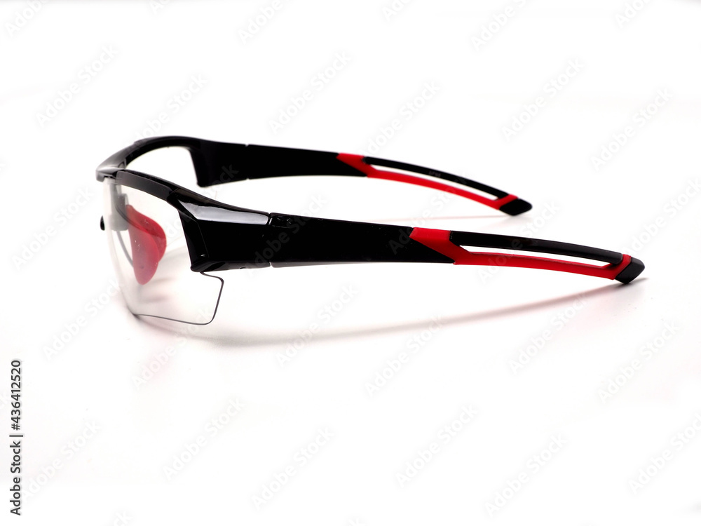 Picture of anti UV sunglasses that suitable for outdoor activity to protect eyes from ultraviolet light Picture of anti UV sunglasses that suitable for outdoor activity to protect eyes from ultraviolet light