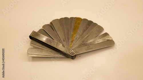 Принти на полотні Feeler Gauges
