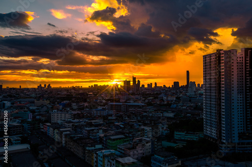 panoramic high-angle evening background of the city view with natural beauty and blurred sunsets in the evening and the wind blowing all the time showing the distribution of city center accommodation