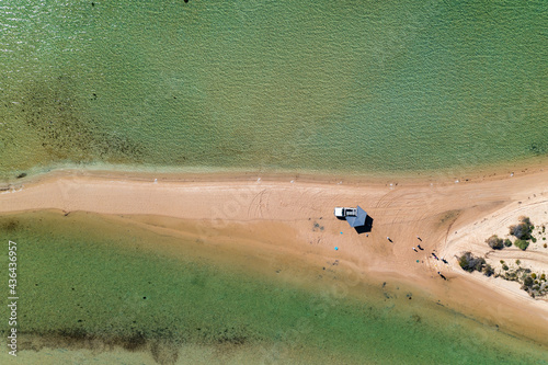 Valokuva Aerial view of 4x4 four wheel drive at Little Lagoon around Denham at Shark Bay,