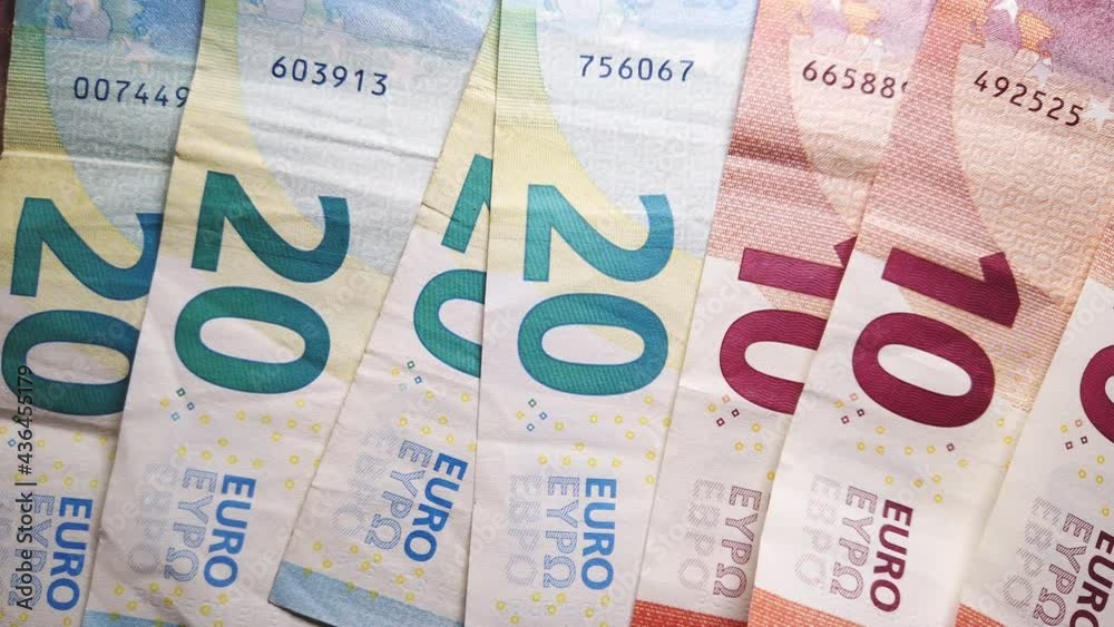 The first series of banknotes came into use on 1 January 2002, in the then 12 countries that adopted the single currency. From 2007 to 2015, 7 other countries adopted the euro The first series of banknotes came into use on 1 January 2002, in the then 12 countries that adopted the single currency. From 2007 to 2015, 7 other countries adopted the euro