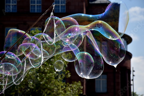 Seifenblasen vor der Uni in Freiburg