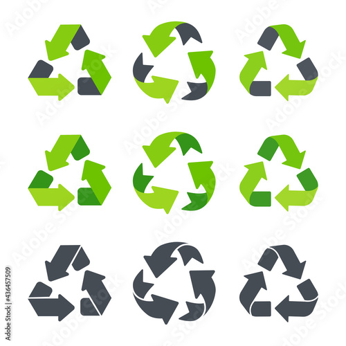 Recycling icon. An arrow that revolves endlessly Reuse concept Recycled. isolate on white background