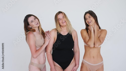 Group of women success, diversity, beauty, body positive and people concept. girlfriends 