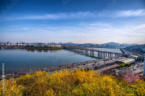 Obraz na płótnie view of the river in the city, Seoul South Korea w salonie